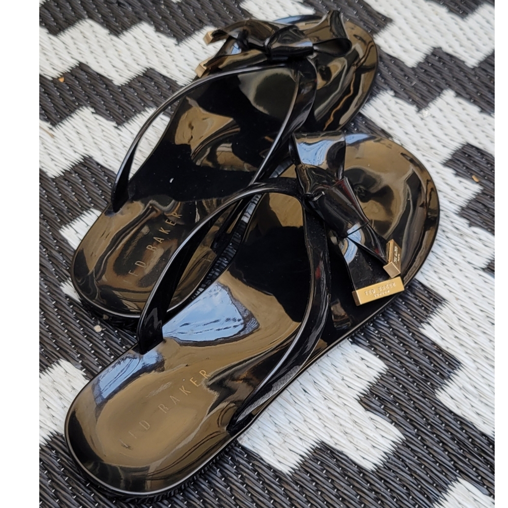Ted Baker London 🖤 Black Suzie Sandals Sz US 9